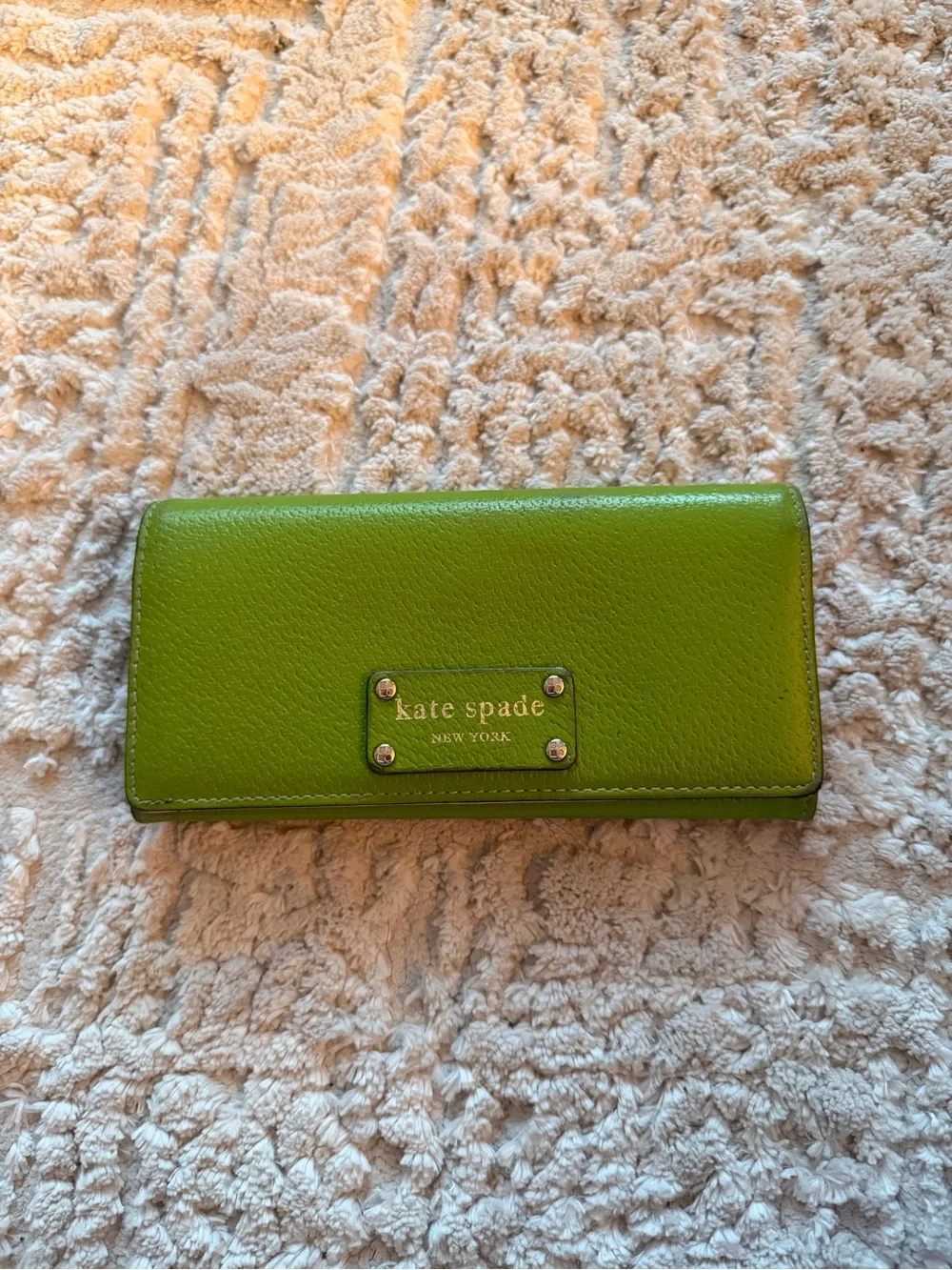 kate spade Bright Green Pebbled Leather Continental Wallet